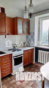 2-к квартира, вторичка, 42м2, 3/4 этаж