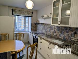 3-к квартира, вторичка, 65м2, 4/5 этаж