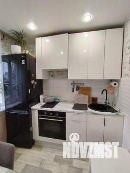 2-к квартира, вторичка, 44м2, 1/4 этаж