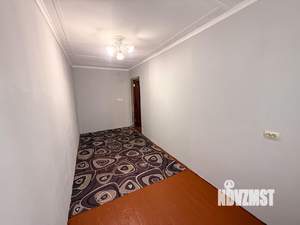 2-к квартира, вторичка, 45м2, 1/4 этаж